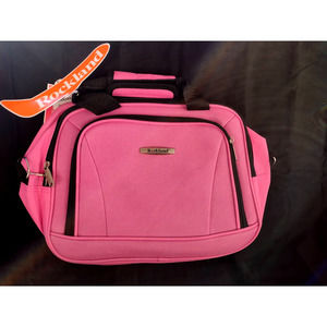 Rockland Hot Pink Carry On Bag, Travel Bag, NWT